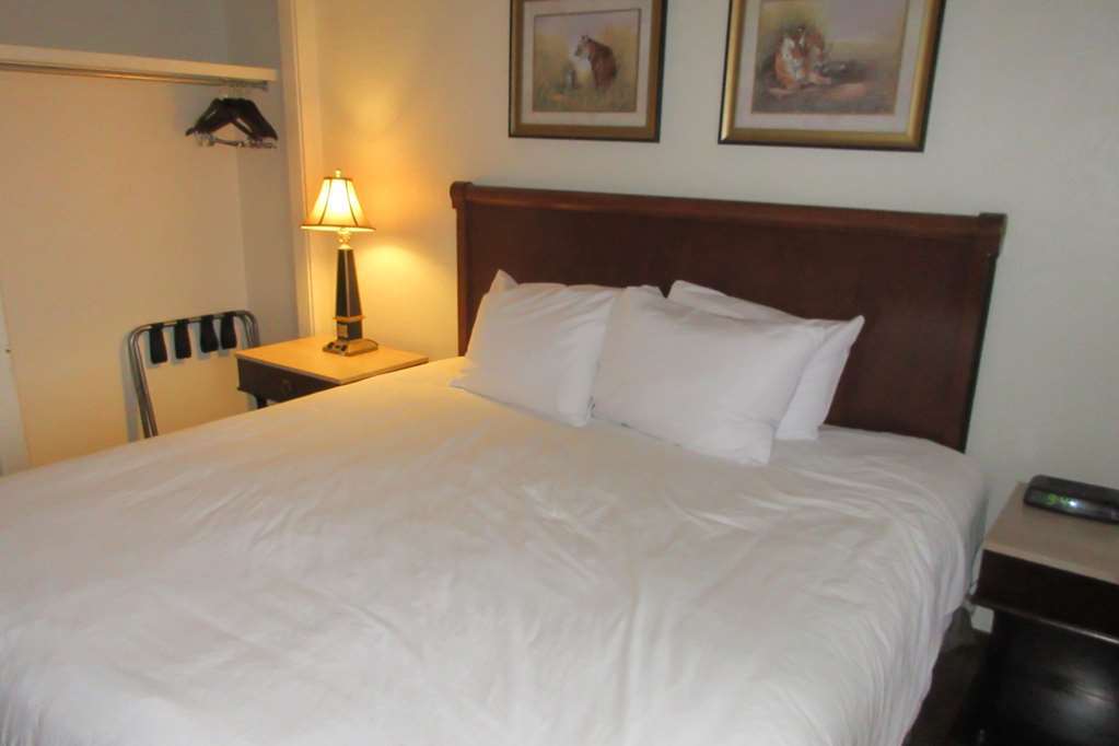 Hotel Oyo Townhouse Owensboro West Habitación foto